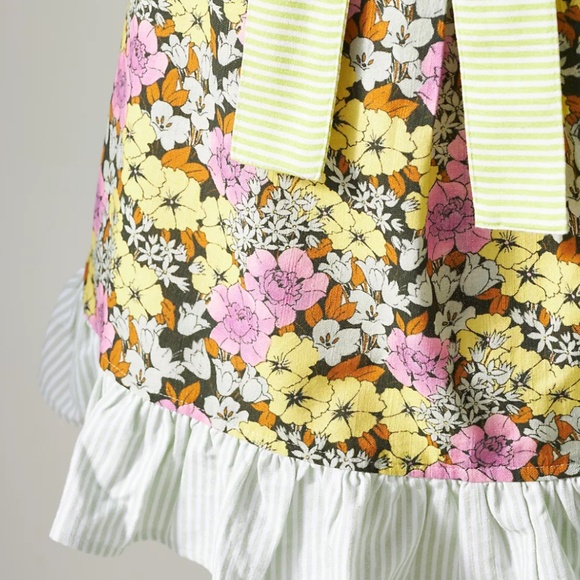 Anthropologie "Lyla half Apron in Floral" - Picture 3 of 3